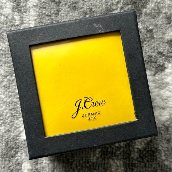 NEW J. Crew Yellow Ceramic Box - Picture 11 of 15